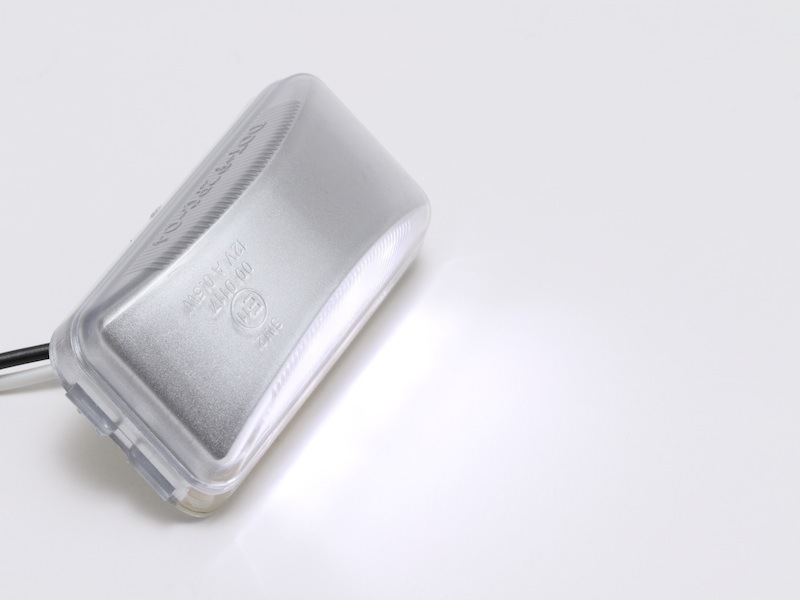 �ڡ�211083��LED�饤���󥹥��ס�10-30V