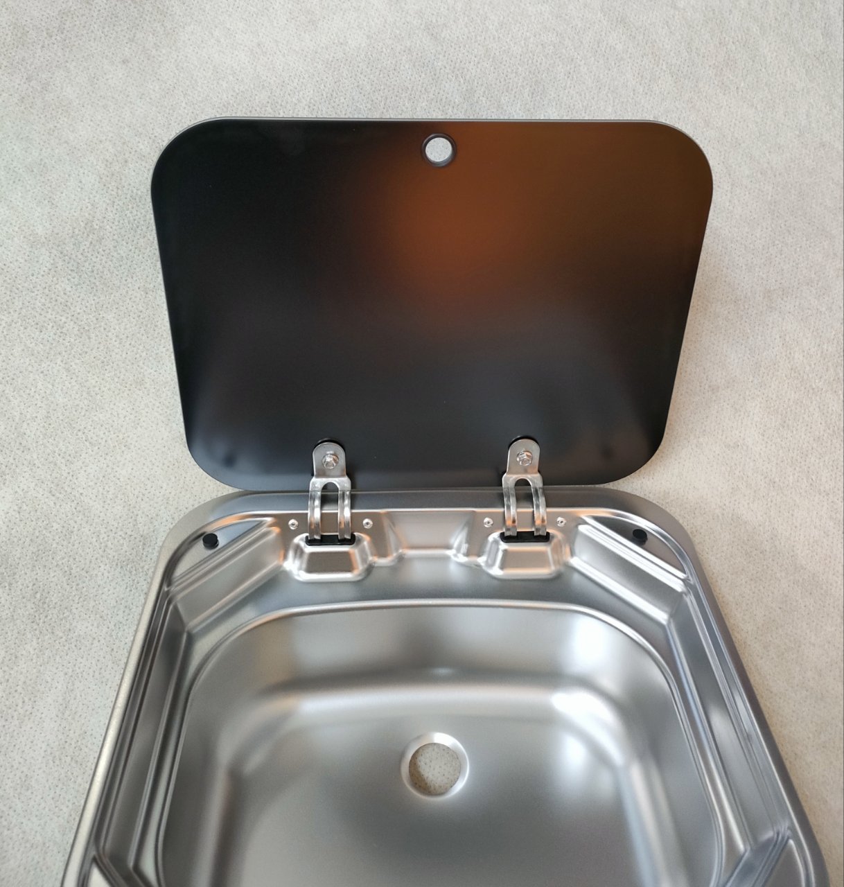 �ڡ�161016�ۥ��ƥ�쥹���󥯡� ���С��դ��ӿ����� 420��370��145��GR-586