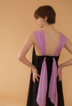 Velnica Online Store |