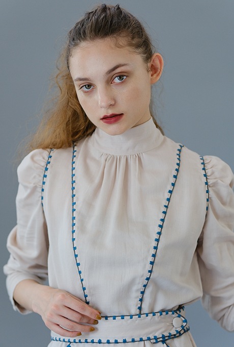 Middle Dress