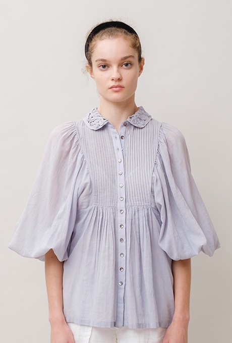 Cotton Gauze Pin-tuck Gather Sleeve Blouse