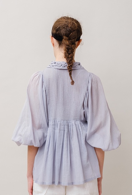 Cotton Gauze Pin-tuck Gather Sleeve Blouse