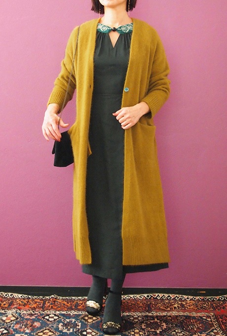 Wool Long Knit Gown Velvet Button