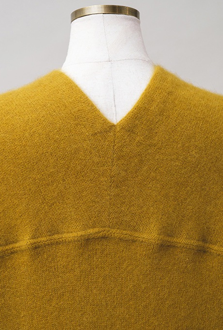 Wool Long Knit Gown Velvet Button