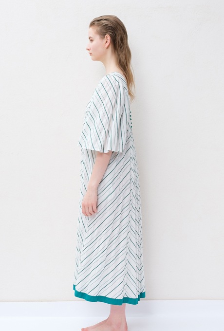 Middle Dress