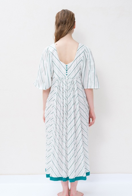 Middle Dress