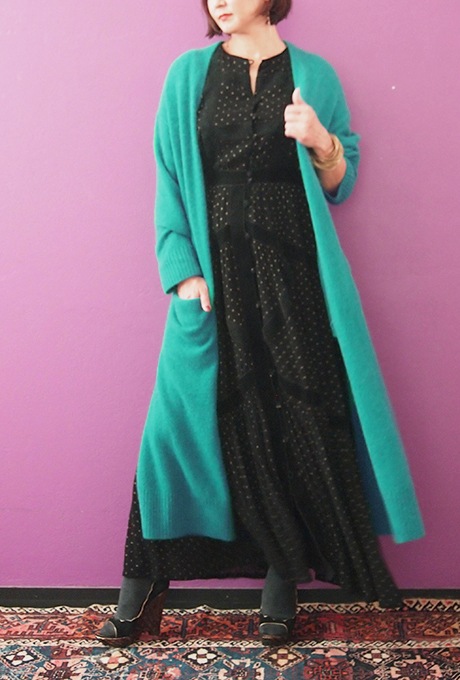 Wool Long Knit Gown Velvet Button