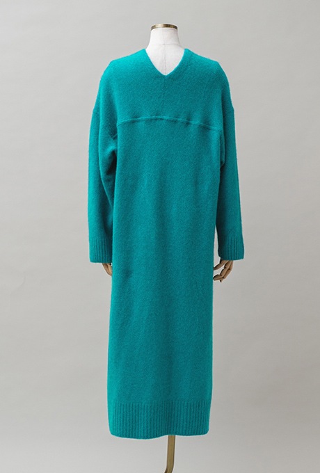 Wool Long Knit Gown Velvet Button