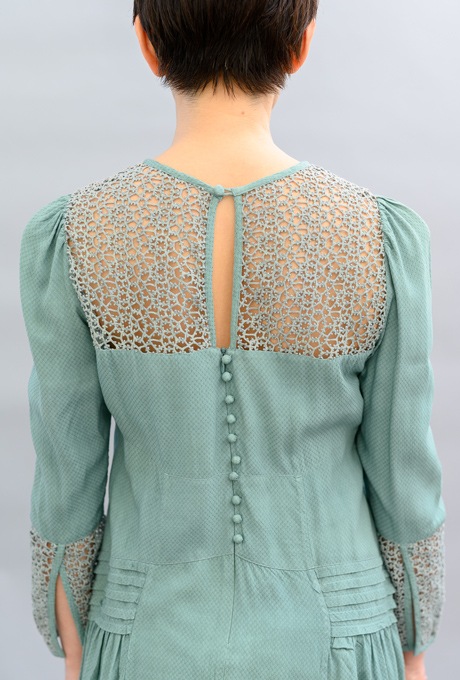 Middle Dress