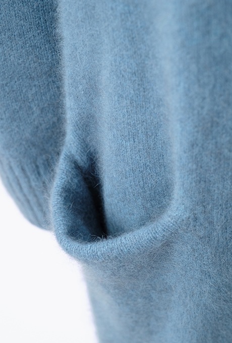 Wool Long Knit Gown Velvet Button