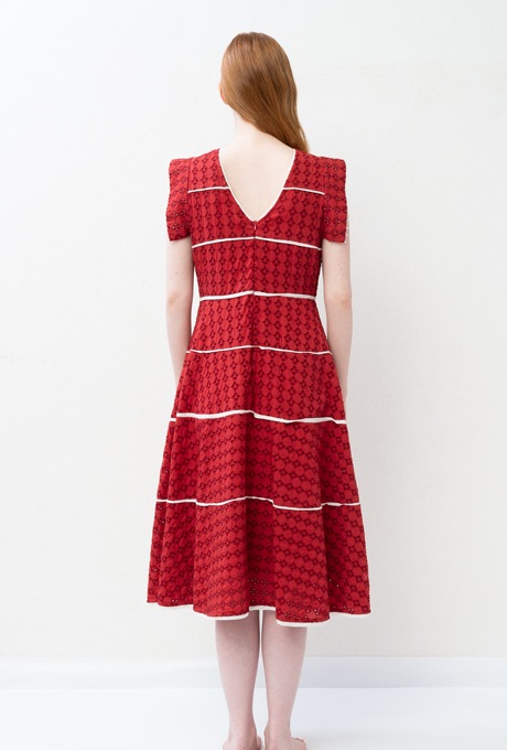 Middle Dress