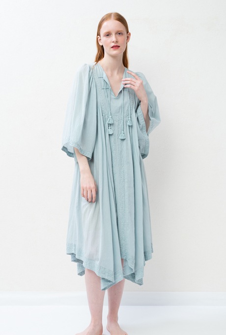 Middle Dress