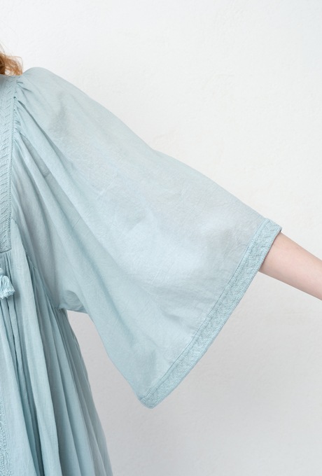Middle Dress