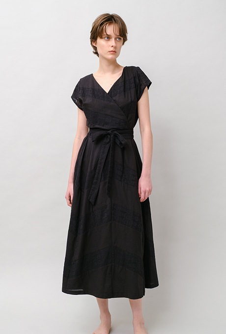 Embroidery Cotton French Sleeve Wrap Middle Dress