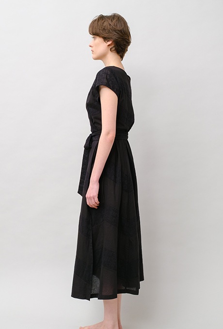 Embroidery Cotton French Sleeve Wrap Middle Dress