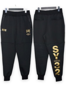 ���祬���ѥ�� DOUBLE KNIT EMBOSS CAMO SHIELD LOGO PANTS BLACK��GOLD SY32 by SWEET YEARS �����磻�����ƥ����ȥ��Х����������ȥ��䡼��