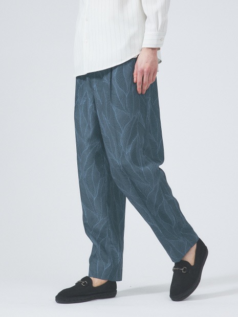 �磻�ɥ��륨�åȥѥ�� LONGCHAMP �ͥ��ӡ� ABAHOUASE ���Хϥ���