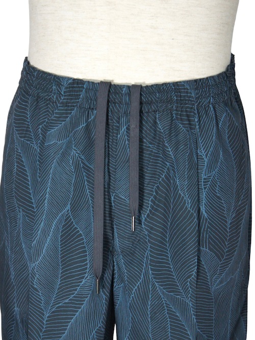 �磻�ɥ��륨�åȥѥ�� LONGCHAMP �ͥ��ӡ� ABAHOUASE ���Хϥ���