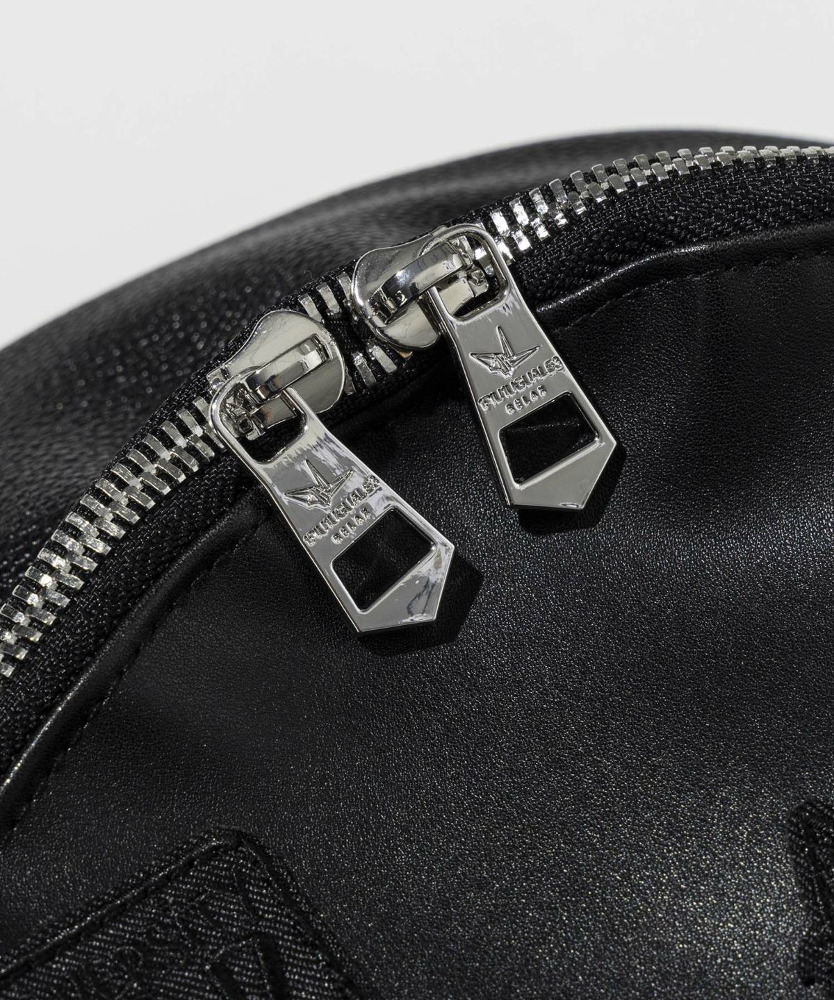 ���åץꥱ���󥻥ƥ��å��쥶���Хå��ѥå� �֥�å� 1PIU1UGUALE3 RELAX ���Υԥ����Υ���������ȥ� ���å���