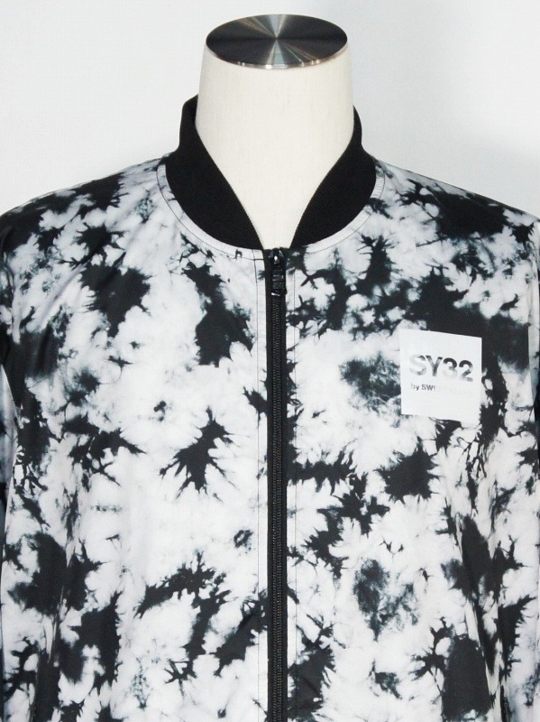 SY32 by SWEET YEARS��GRAPHIC BOMBER JK�� BLACK