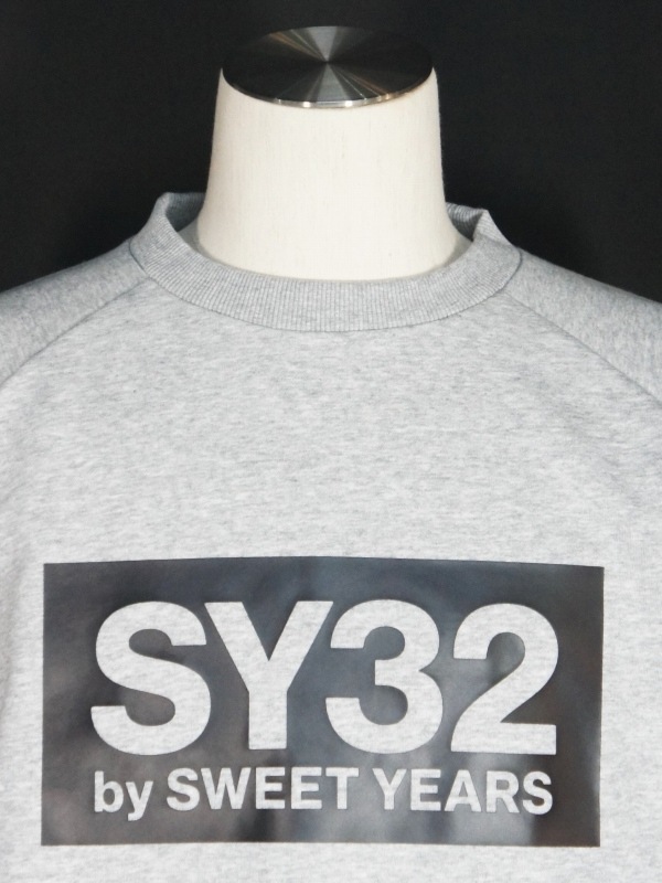 SY32 by SWEET YEARS��BOX LOGO P/O CREW��GRAY