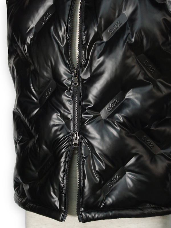 SY32 GOLF�֡�ABSOLUTE��BONDING LOGO QUILT VEST��BLACK