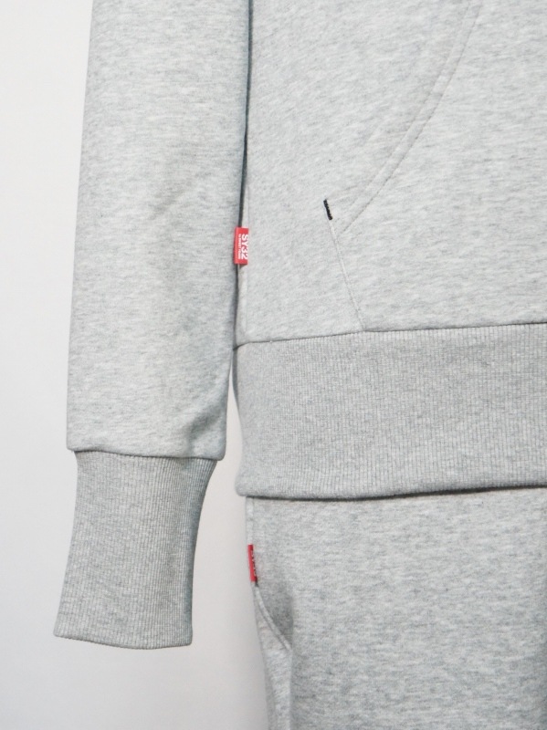 SY32 by SWEET YEARS��BOX LOGO P/O HOODIE��GRAY