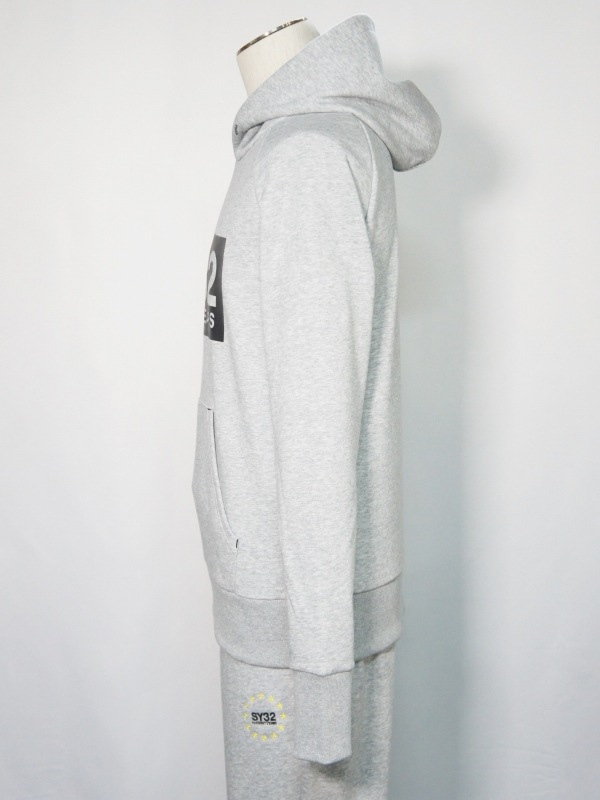 SY32 by SWEET YEARS��BOX LOGO P/O HOODIE��GRAY