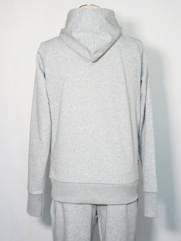SY32 by SWEET YEARS��BOX LOGO P/O HOODIE��GRAY