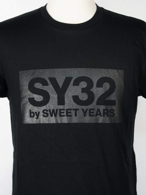 T����� BOX LOGO TEE BLACK��BLACK Y32 by SWEET YEARS