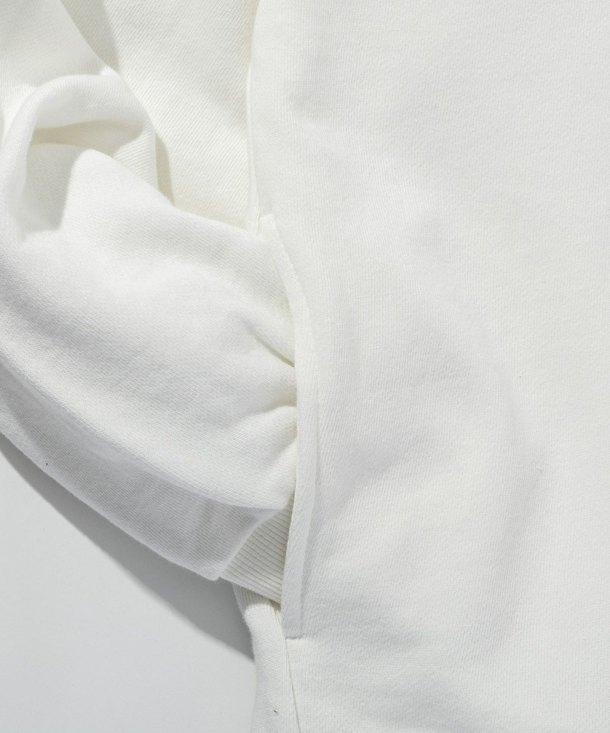 ����ǡ������饤�󥹥ȡ���ա��ǥ��� �ۥ磻�� 1PIU1UGUALE3 RELAX ���Υԥ����Υ���������ȥ� ���å���