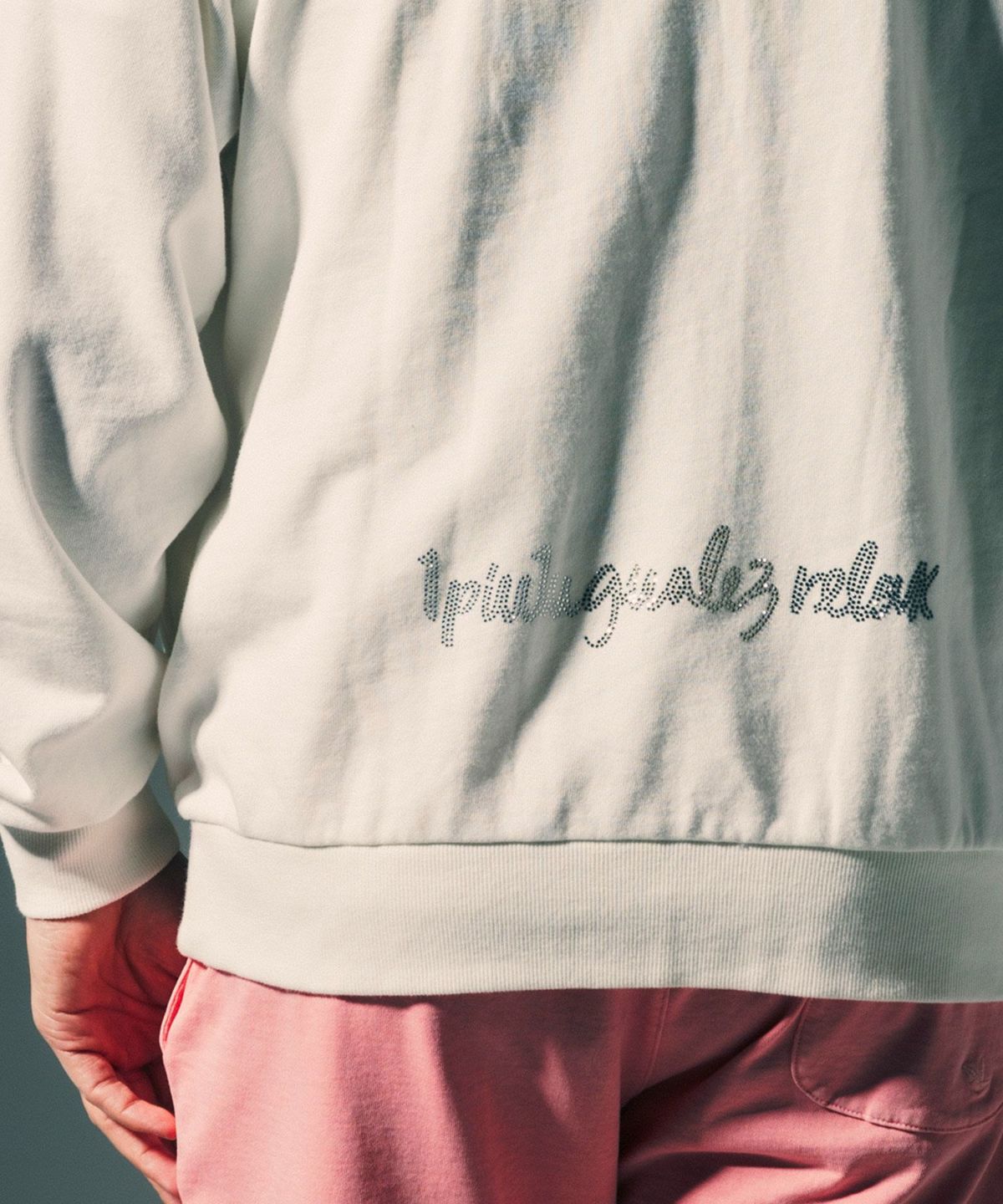 ����ǡ������饤�󥹥ȡ���ա��ǥ��� �ۥ磻�� 1PIU1UGUALE3 RELAX ���Υԥ����Υ���������ȥ� ���å���