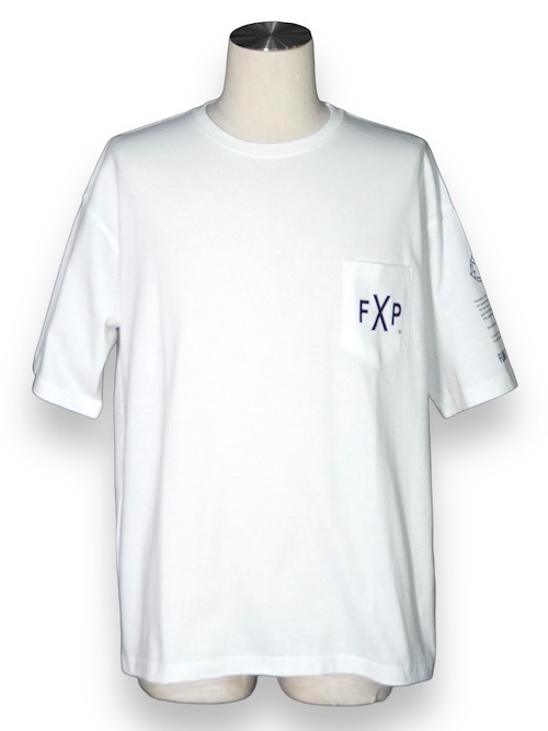 �ӥå����륨�å� TEE (XT-PRG) WHITE FLASH PACKER �ե�å���ѥå���