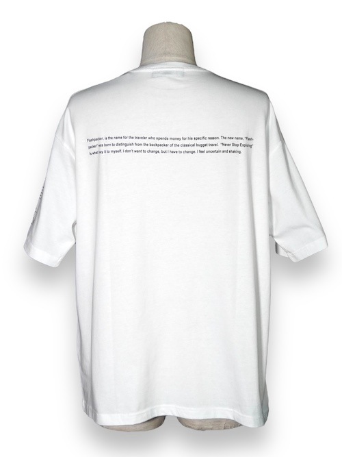 �ӥå����륨�å� TEE (XT-PRG) WHITE FLASH PACKER �ե�å���ѥå���