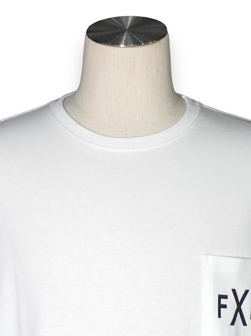 �ӥå����륨�å� TEE (XT-PRG) WHITE FLASH PACKER �ե�å���ѥå���