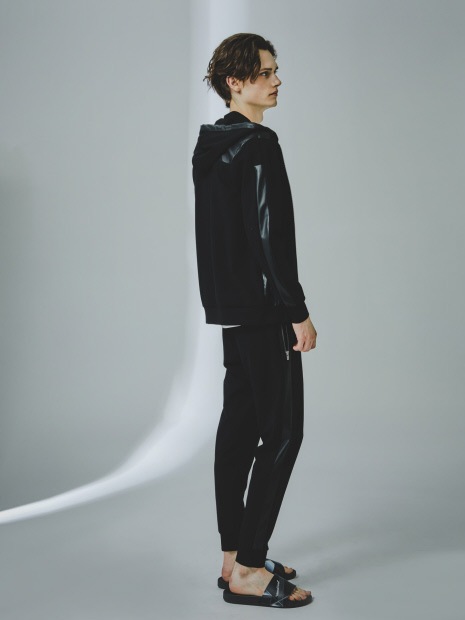 5351POUR LES HOMMES�� ��LEON�����ۥ���ӥ͡������쥶���ѥ�ġץ֥�å�