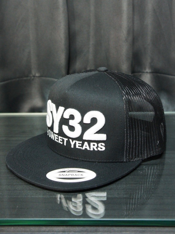 SY32 by SWEET YEARS��3D LOGO SNAPBACK MESH CAP��BLACK��WHITE�ڥ����磻�����ƥ��ȥ��Х����������ȥ��䡼������å��奭��åס��֥�å��ߥۥ磻�ȡ�