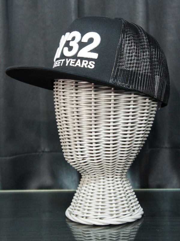 SY32 by SWEET YEARS��3D LOGO SNAPBACK MESH CAP��BLACK��WHITE�ڥ����磻�����ƥ��ȥ��Х����������ȥ��䡼������å��奭��åס��֥�å��ߥۥ磻�ȡ�