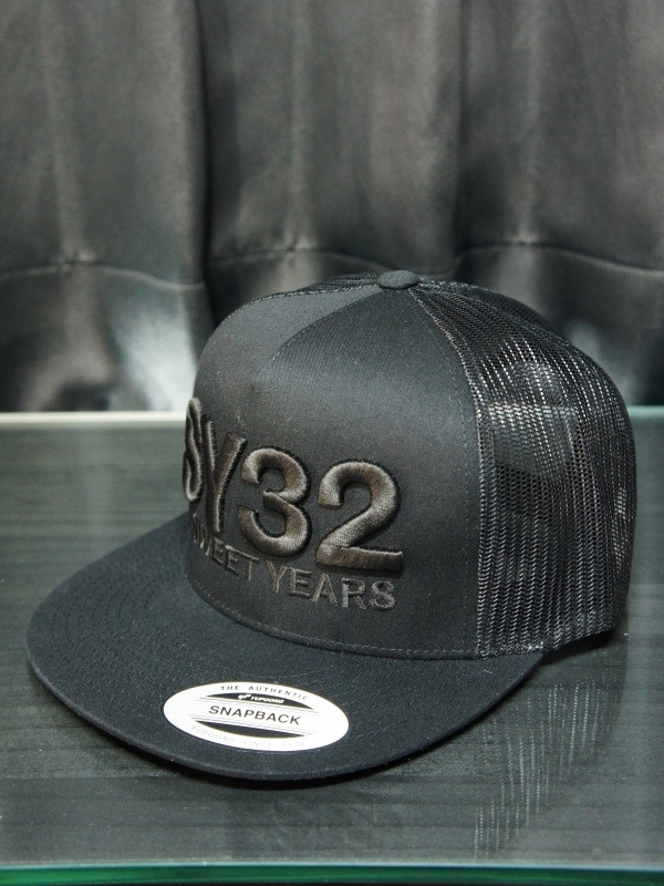 SY32 by SWEET YEARS��3D LOGO SNAPBACK MESH CAP��BLACK��BLACK�ڥ����磻�����ƥ��ȥ��Х����������ȥ��䡼������å��奭��åס��֥�å��ߥ֥�å���