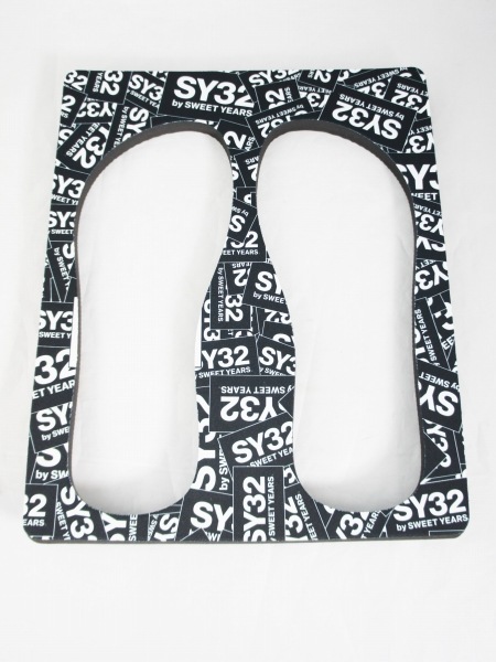 SY32 by SWEET YEARS��BEACH SANDALS(BOX LOGO)��BLACK�ڥ����磻�����ƥ��ȥ��Х����������ȥ��䡼�����ӡ���������롦�֥�å���