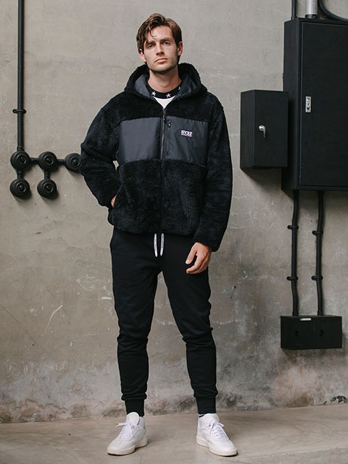 SY32 by SWEET YEARS��REVERSIBLE BOA HOODIE��BLACK