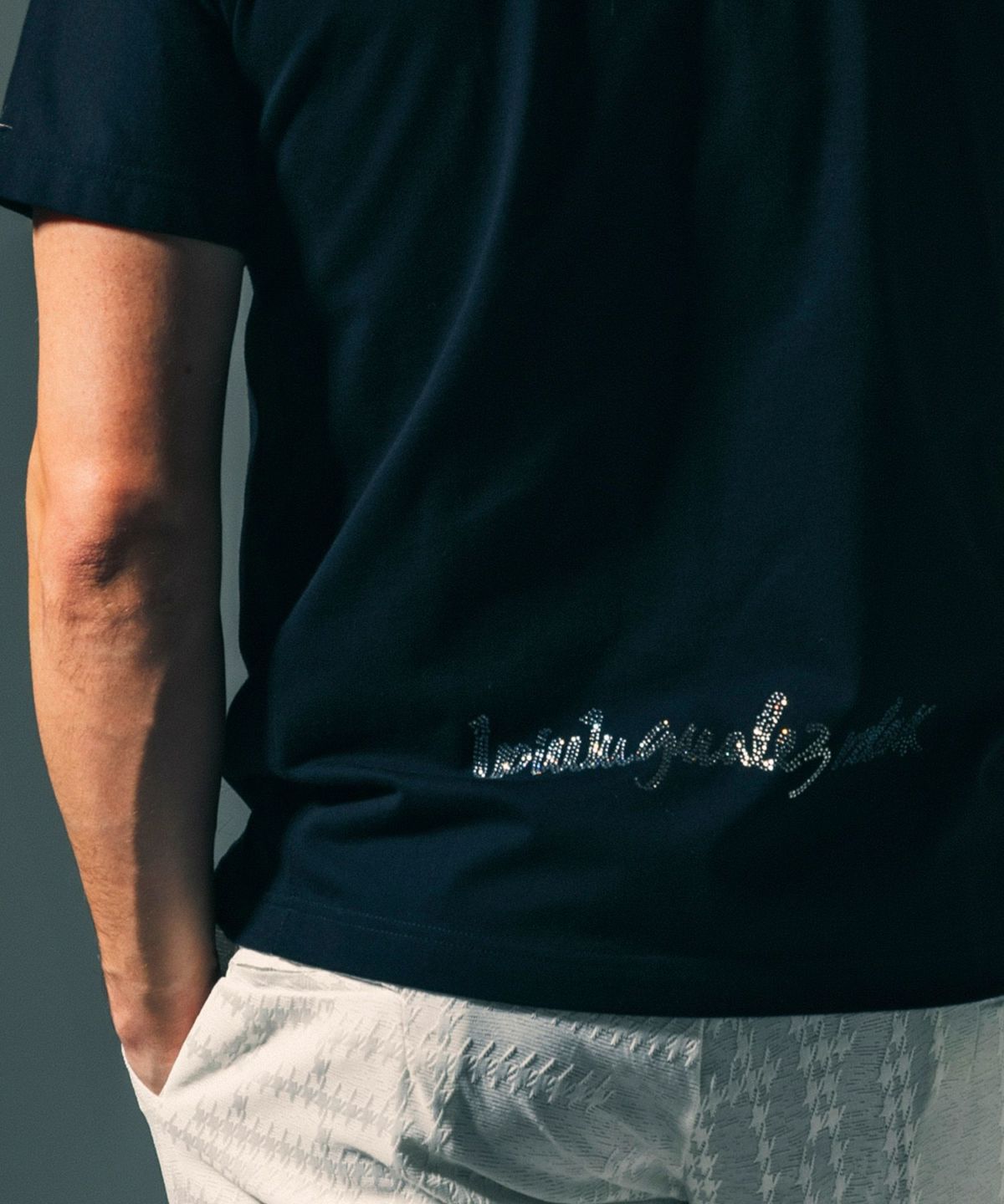 ����ǡ������饤�󥹥ȡ���ȾµT����� �֥�å� 1PIU1UGUALE3 RELAX ���Υԥ����Υ���������ȥ� ���å���