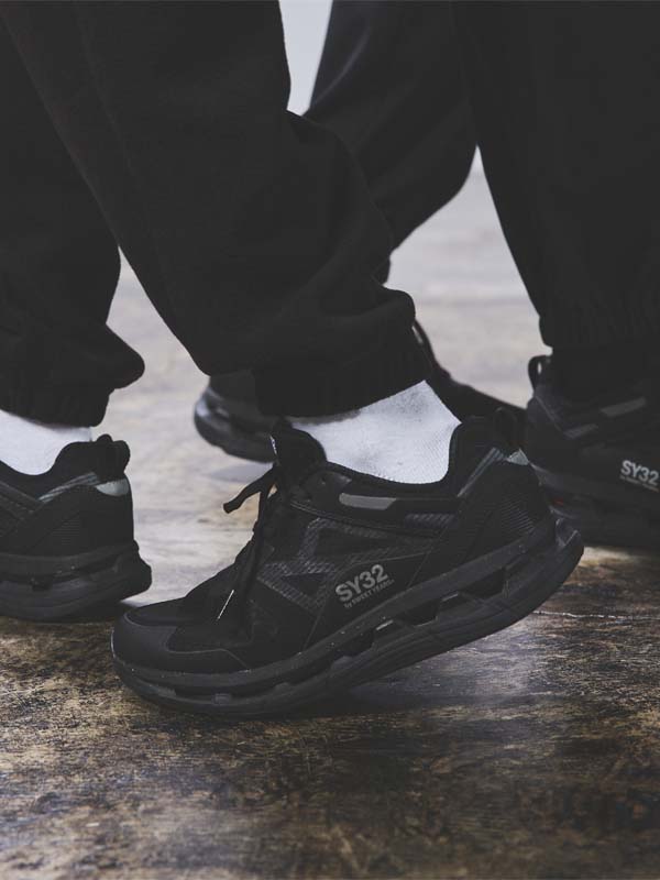 スニーカー SY32×MOISTHROUGH360 COLLABO SHOES BLACK SY32 by SWEET