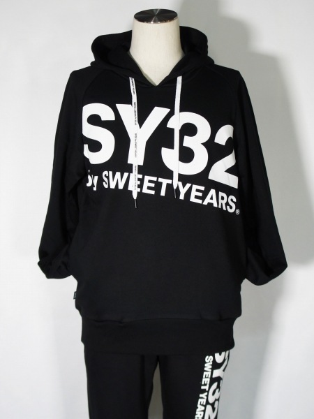SY32 by SWEET YEARS��BIG LOGO HOODIE��BLACK��WHITE�ڥ����磻�����ƥ��ȥ��Х����������ȥ��䡼����