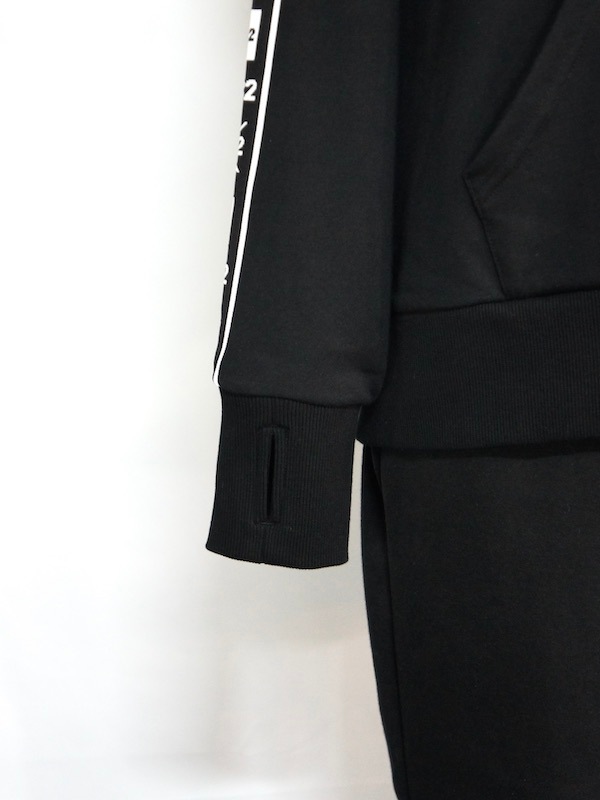 SY32 by SWEET YEARS��LINE TAPE P/O HOODIE��BLACK�ڥ����磻�����ƥ��ȥ��Х����������ȥ��䡼����