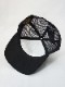SY32 by SWEET YEARS��5-PANEL RETROTRUCKER CAP��BLACK��WHITE