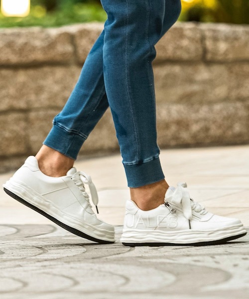 �ܥ�塼�ॽ����ɽ��������ˡ����� �ۥ磻�� 1PIU1UGUALE3 RELAX ���Υԥ����Υ���������ȥ� ���å���