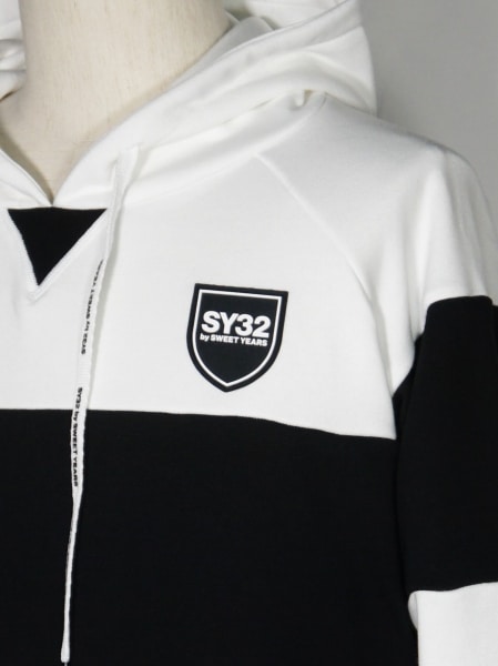 SY32 by SWEET YEARS��EXCHANGE P/O HOODIE��WHITE