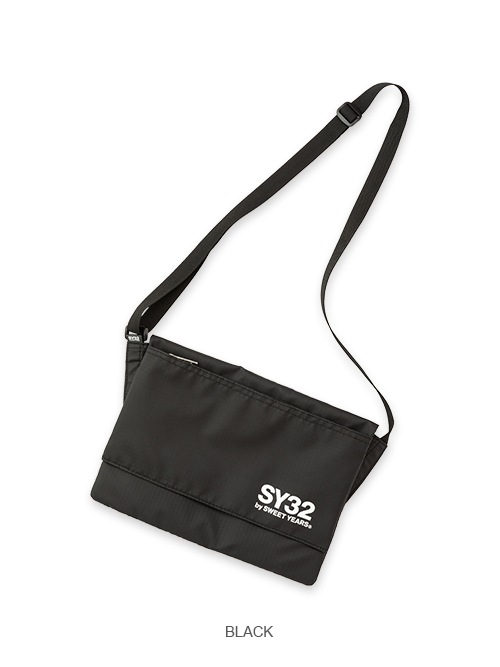 MAGNET TYPE SACOCHE BLACK SY32 by SWEET YEARS エスワイサーティトゥ