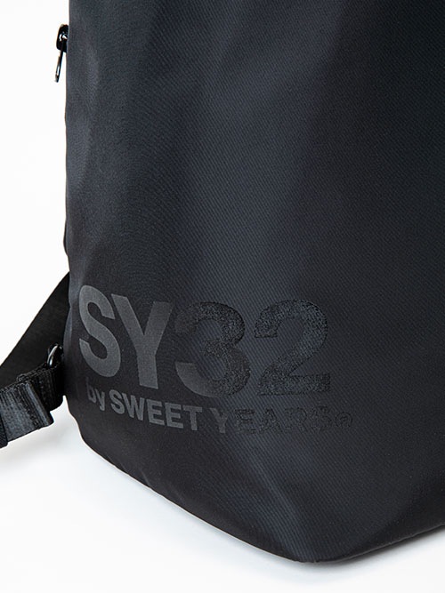 �Хå��ѥå� SLASH ZIP BACKPACK BLACK SY32 by SWEET YEARS